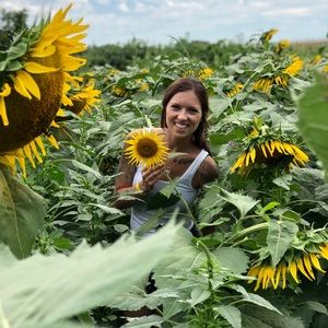 Meet your Posher, Abbey